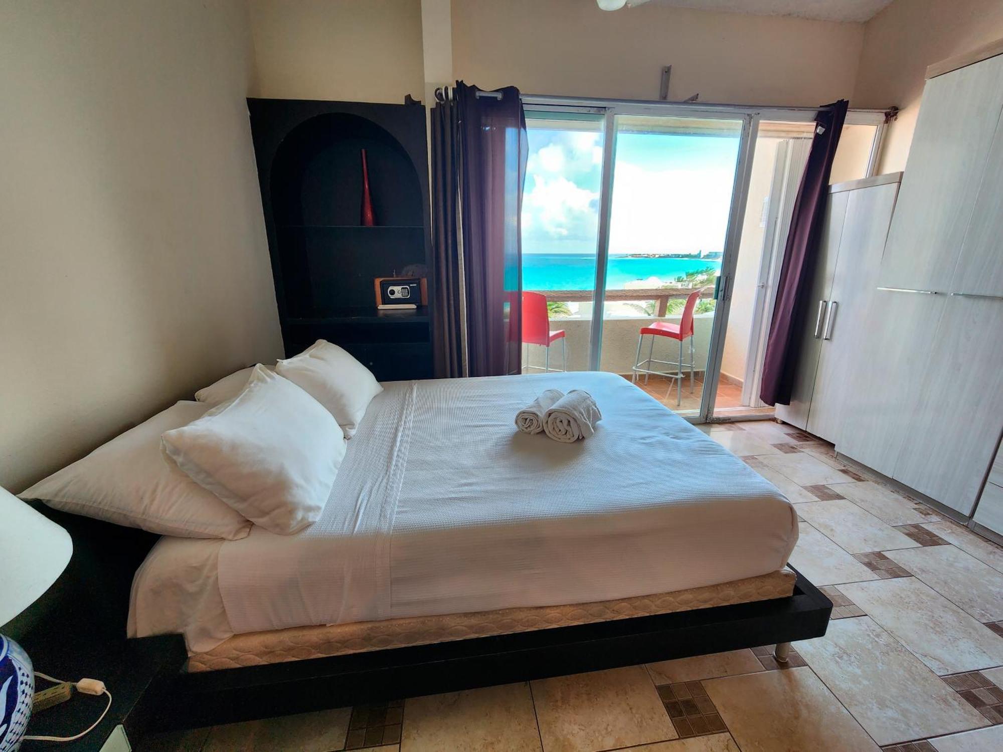 Beachfront Apartments Cancún Exterior foto