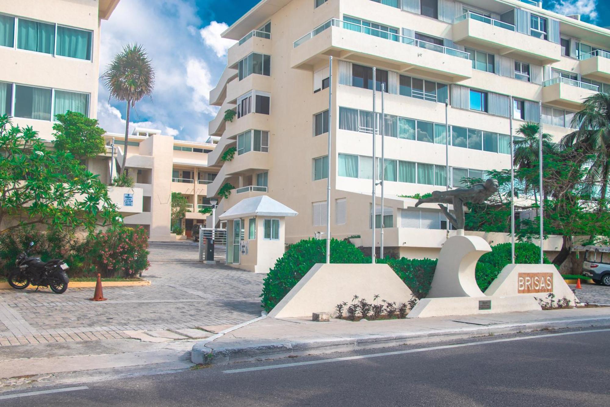 Beachfront Apartments Cancún Exterior foto