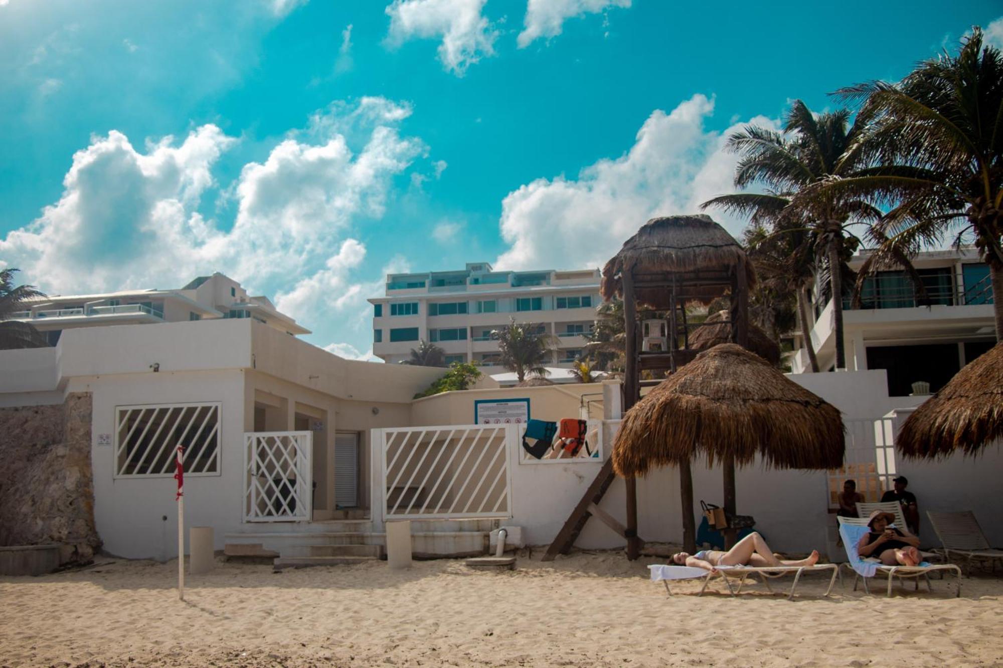 Beachfront Apartments Cancún Exterior foto